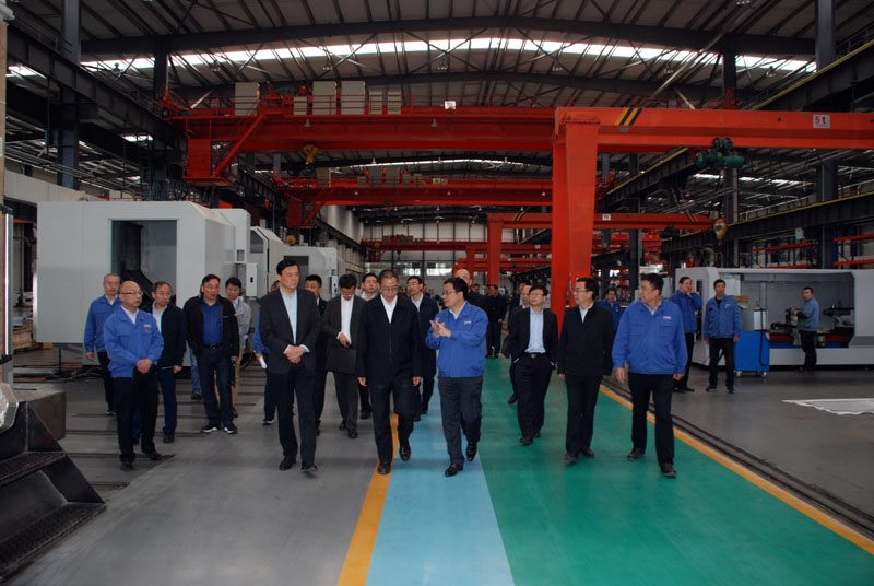 中國中車集團(tuán)考察組來星火機(jī)床公司考察 中國中車集團(tuán)考察組來星火機(jī)床公司考察