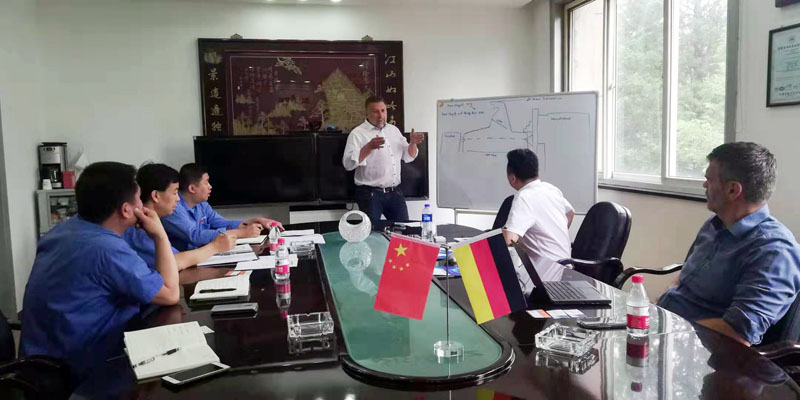 星火機(jī)床公司拓展海外市場見成效 星火機(jī)床公司拓展海外市場見成效