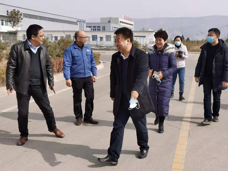 天水經(jīng)濟技術開發(fā)區(qū)管委會領導來公司慰問