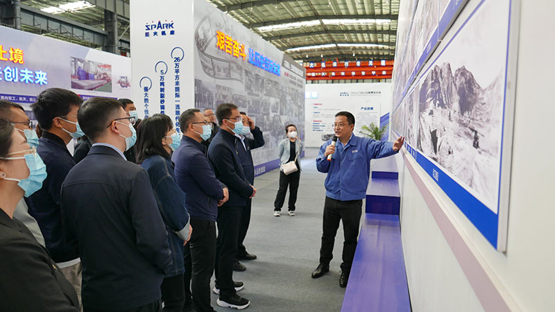 天水市委組織部、市總工會與星火機床開展政企黨建交流活動