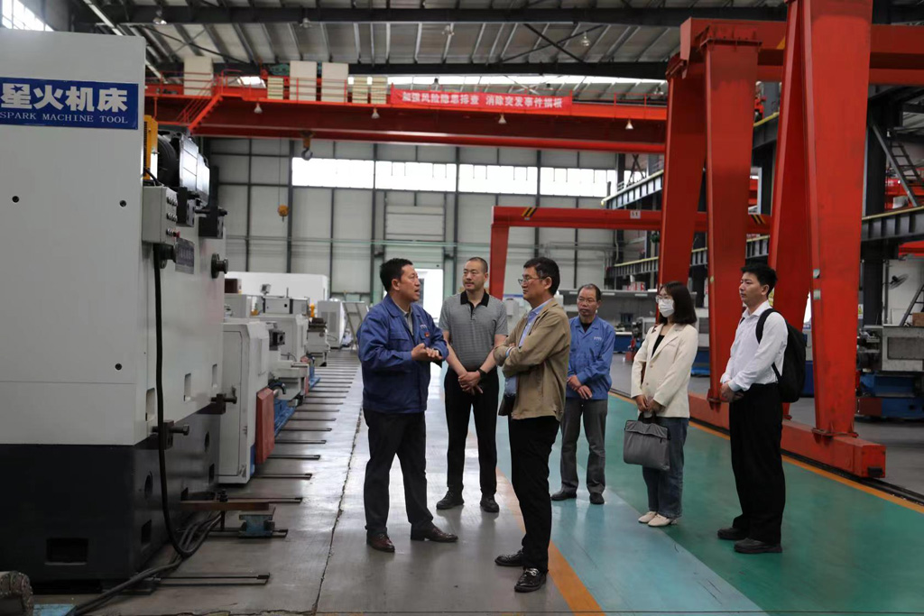 廣州正研管理咨詢有限公司董事長陳永品來星火機床公司調(diào)研