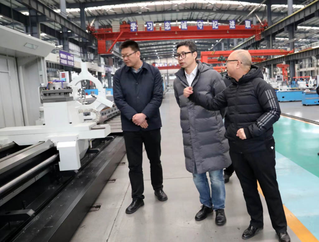 市政府副秘書長汪曉春來公司調(diào)研 市政府副秘書長汪曉春來公司調(diào)研