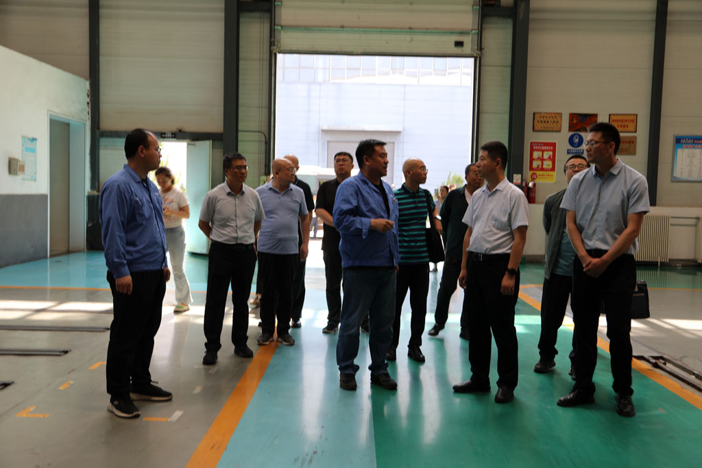 寶雞鈦企來星火數(shù)控考察交流 共謀產(chǎn)業(yè)協(xié)同發(fā)展新路徑 