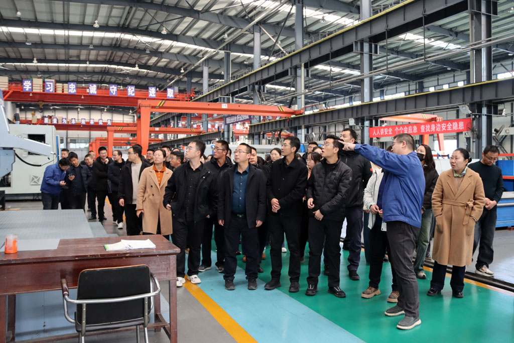 天水市市委組織部、市委黨校組織年輕干部來星火數(shù)控公司開展參觀學習活動