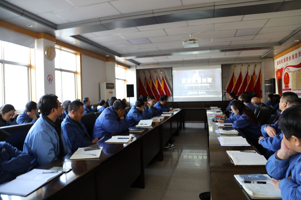 星火數(shù)控召開警示教育大會 筑牢拒腐防變思想防線 星火數(shù)控召開警示教育大會 筑牢拒腐防變思想防線